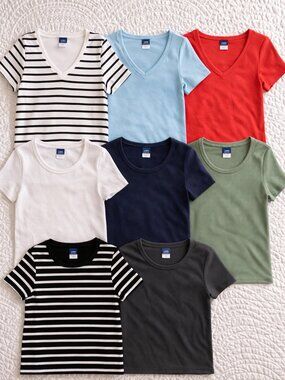 Old Navy Luxe Tee Bundle Size Small – 8 Shirts – NWT Mixed